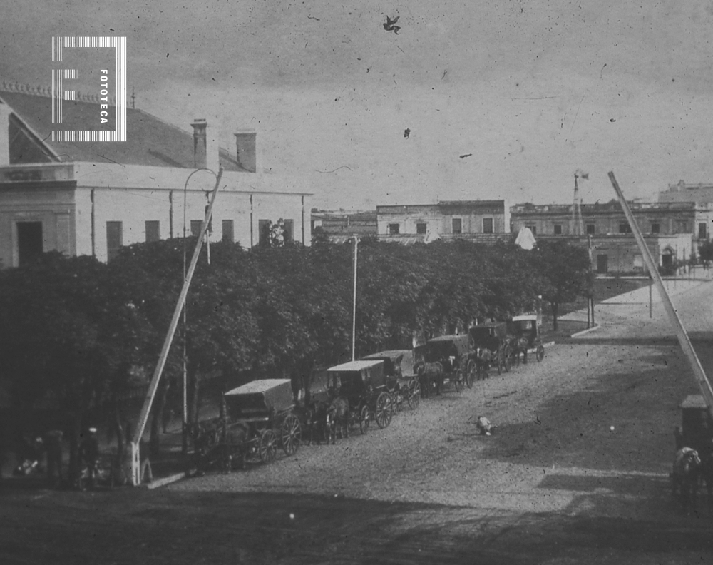 Inicio de la calle Rivadavia