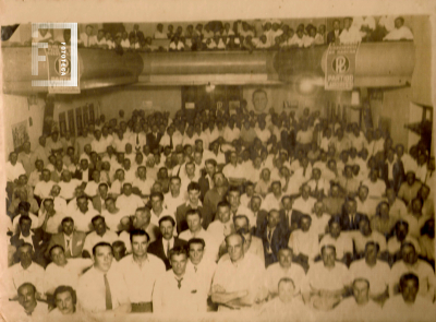 Acto en apoyo a Perón en el Teatro Italia
