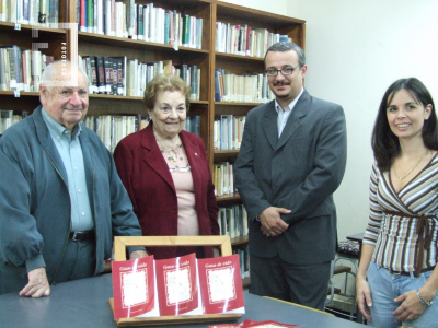 Presentación del libro Gotas de Vida en la sede del Edificio 6 de Julio de la Biblioteca Municipal 