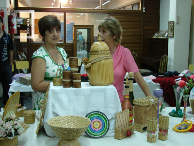 Exposición de talleres femeninos (Tejido, Artesanías, Pintura Decorativa, Porcelana Fría, Reciclado)