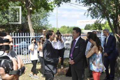 Visita del Embajador de Estados Unidos Noah Mamet al barrio La Josefa 