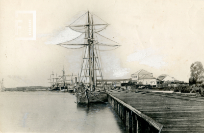 Muelle en el puerto antes de que lleguen las vías