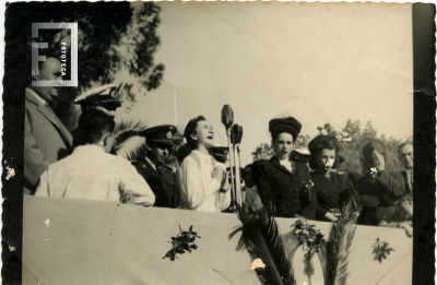 Celebración del 25 de Mayo en Plaza Eduardo Costa 