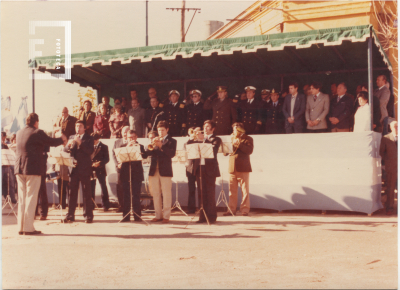 Banda Municipal celebrando el día de la bandera de 1980