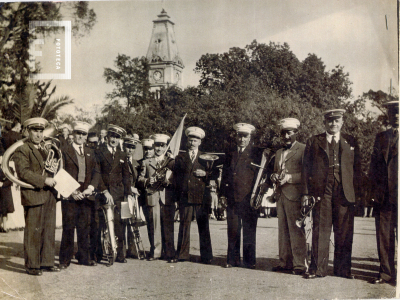 Banda Municipal en la Plaza Eduardo Costa en el día de creación de la banda municipal