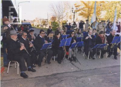 Banda Municipal celebrando el día de la bandera de 1980