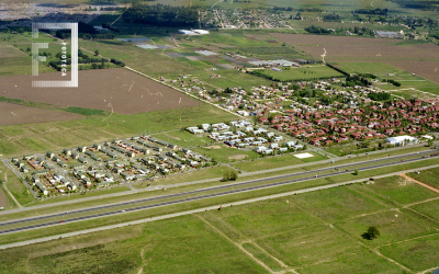 Vista aérea del Barrio Siderca rojo y verde