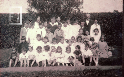 Retrato de grupo de alumnos