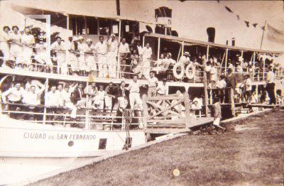 Paseo fluvial del Centro Obrero Recreativo