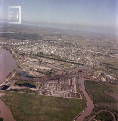 Vista aérea de la ciudad de Campana