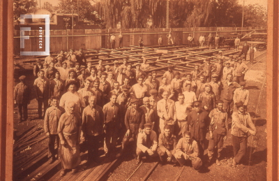 Personal del sector cruzamientos del Ferrocarril Central.