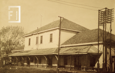 Edificio de la antigua estación del F.F.C.C.