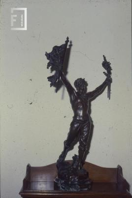 Escultura decorativa perteneciente a la familia Costa