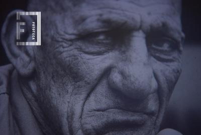 Retrato de mirada de un señor