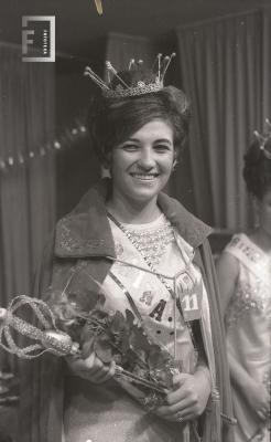 Baile y elección de la reina del carnaval