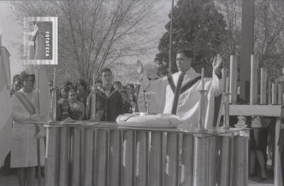 Ceremonia durante el acto del Día de la Bandera