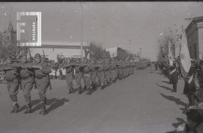 Desfile militar el 20 de junio de 1965