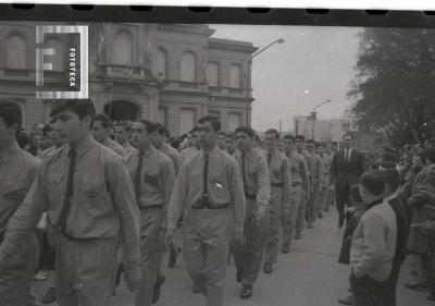 Desfile durante acto por al Aniversario de la Muerte del Gral. San Martín