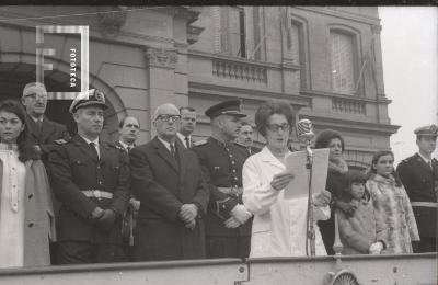 Autoridades presentes en el acto del 25 de mayo de 1968