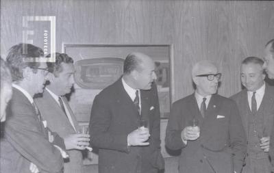 Reunión de funcionarios