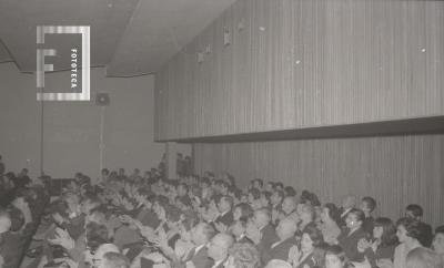 Presentación del Coro de ciegos en el Teatro Pedro Barbero