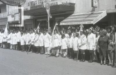 Desfile en la Av. Rivadavia