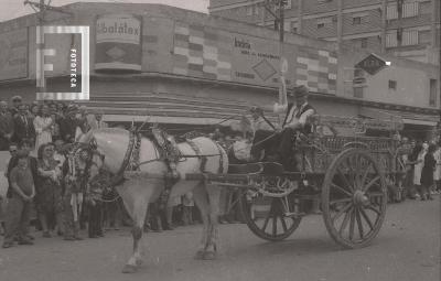 Desfile en la Av. Rivadavia