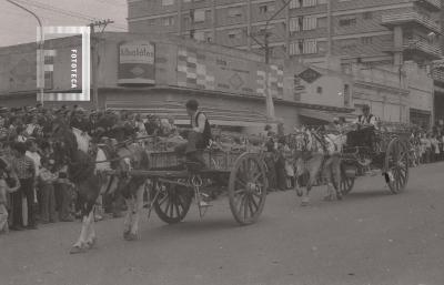 Desfile en la Av. Rivadavia