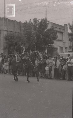 Desfile en la Av. Rivadavia