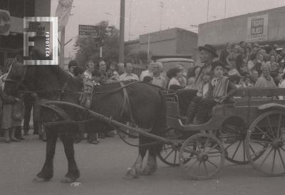 Desfile en la Av. Rivadavia