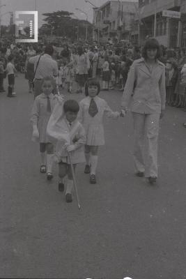 Desfile en la Av. Rivadavia