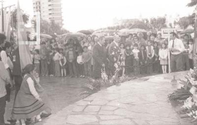 Homenaje a los Inmigrantes en la Plaza Italia