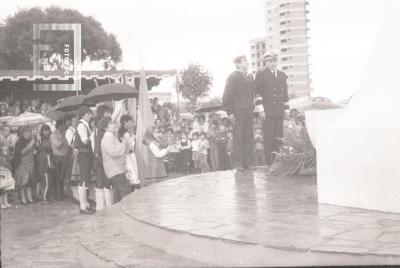 Homenaje a los Inmigrantes en la Plaza Italia