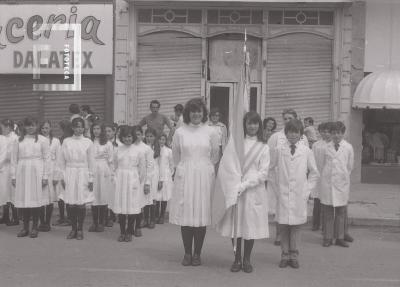 Desfile en el aniversario de Campana