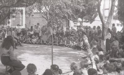 Niños Boy Scouts de campamento