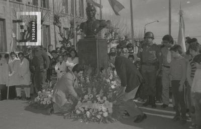 Desfile y acto por el aniversario de la muerte del Gral. San Martín