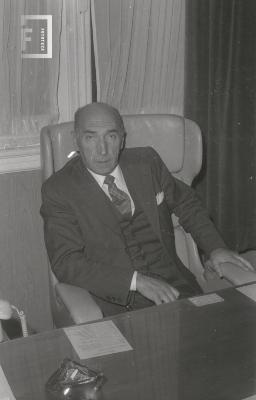 El Intendente Pref. Mayor Amor en su despacho