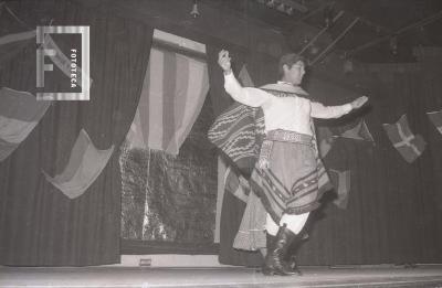 Danzas en el Teatro Pedro Barbero