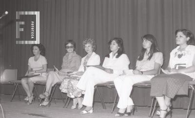 Presentación de la Revista literaria en el Teatro Pedro Barbero