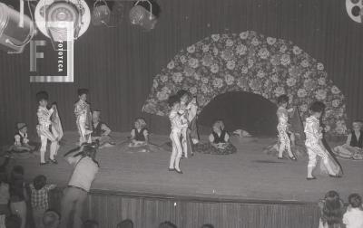 Danzas en el Teatro Pedro Barbero