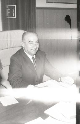 Intendente Pedro Schinoni en su despacho