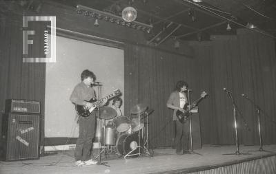 Espectáculo de rock en el Teatro Pedro Barbero
