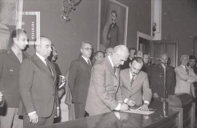 Asunción del Intendente Pedro Schinoni