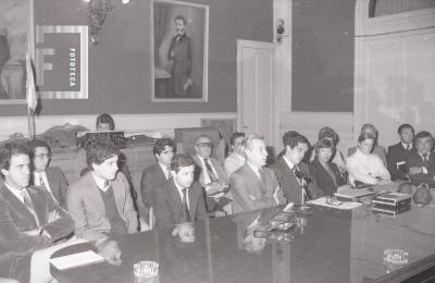 Conferencia de prensa en el Palacio Municipal sobre planificación y viviendas