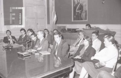 Conferencia de prensa en el Palacio Municipal sobre planificación y viviendas