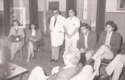 Reunión con autoridades para equipamiento del laboratorio