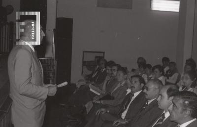 Charla de Defensa Civil en el Teatro Pedro Barbero