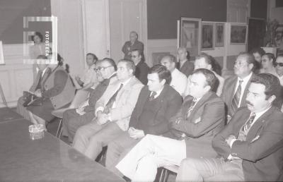 Conferencia de prensa en el Palacio Municipal sobre planificación y viviendas