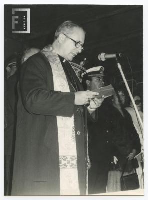 Obispo Expósito Castro en el acto 9 de julio de 1983