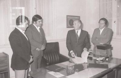 Homenaje a madres de soldados combatientes en la Guerra de las Malvinas